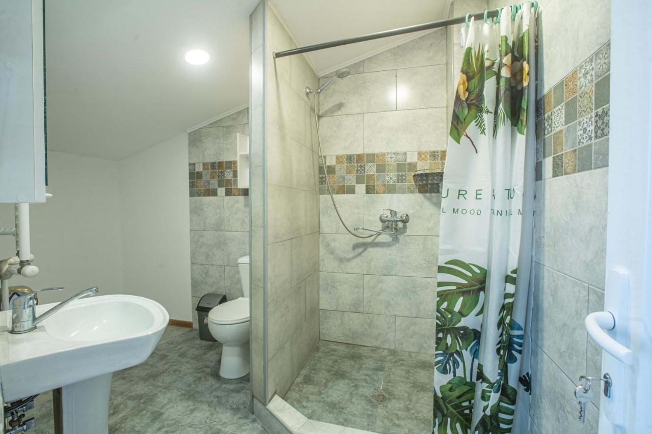 Telav Holl Hotel Telavi Kültér fotó