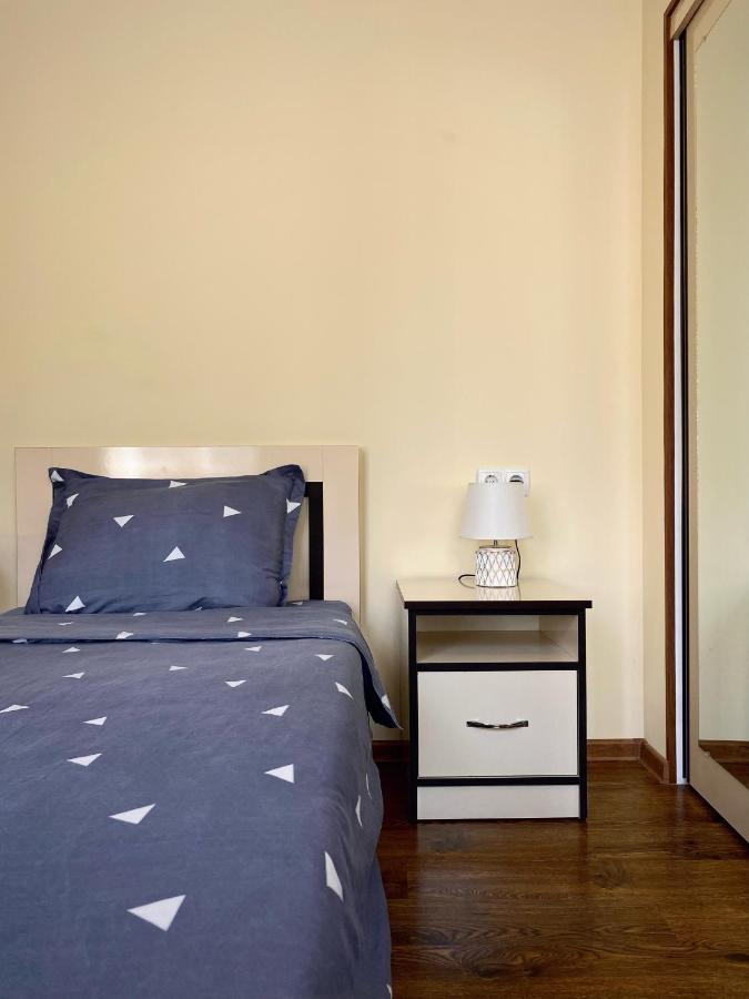Telav Holl Hotel Telavi Kültér fotó